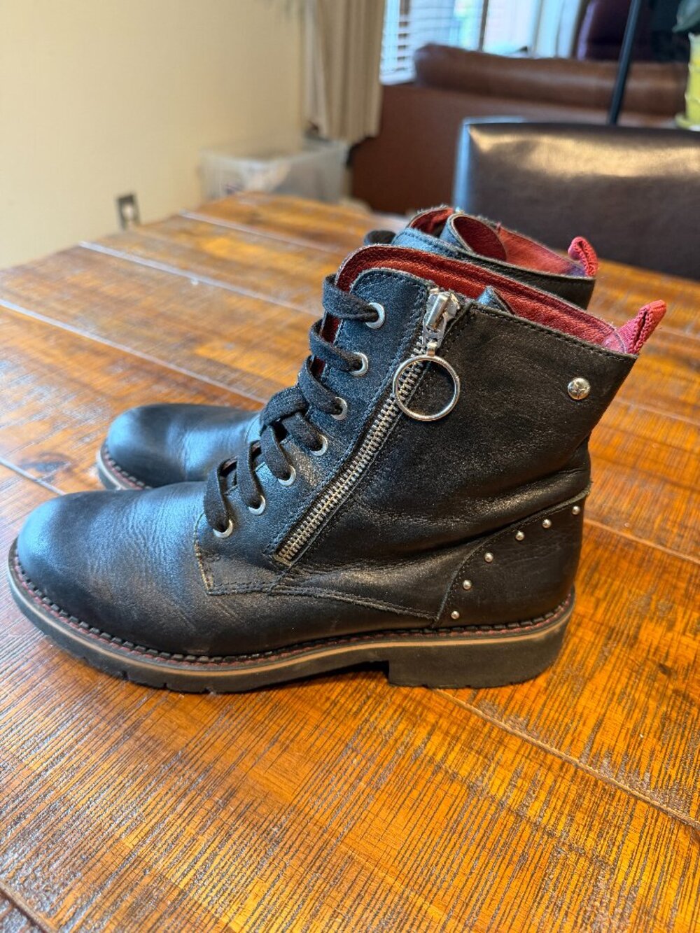 Pikolinos Black Vicar Leather Laceup Combat Boot w/ zipper - 39